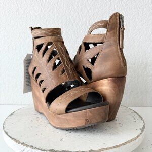 Lane Becca Leather Wedge Sandals Womens 9.5 Desert Clay Western Wooden Heel Tall